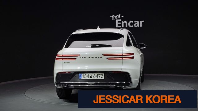2025 Genesis GV70 - Thumbnail 7