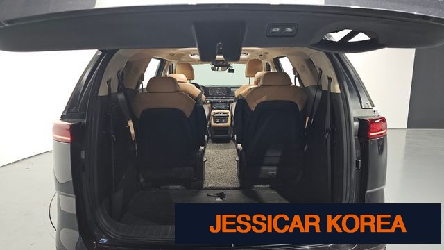 2021 Kia Carnival 4th Gen - Thumbnail 15