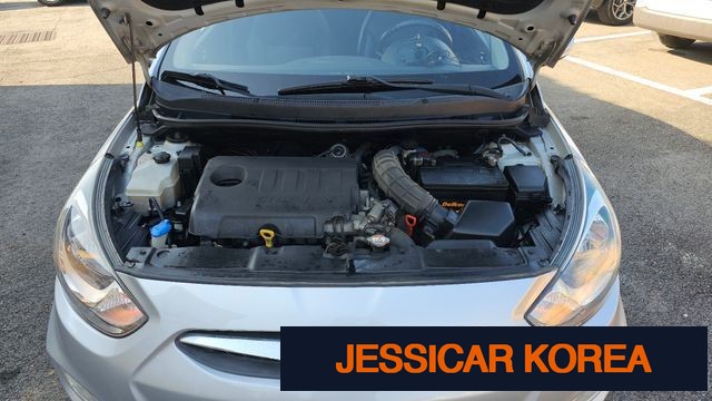 2013 Hyundai Accent (new model) - Thumbnail 6