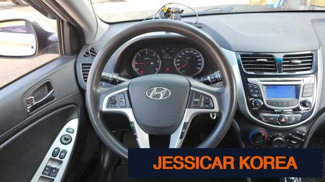 2013 Hyundai Accent (new model) - Thumbnail 18