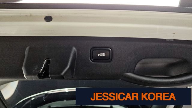 2022 Kia Sportage 5th Gen - Thumbnail 4