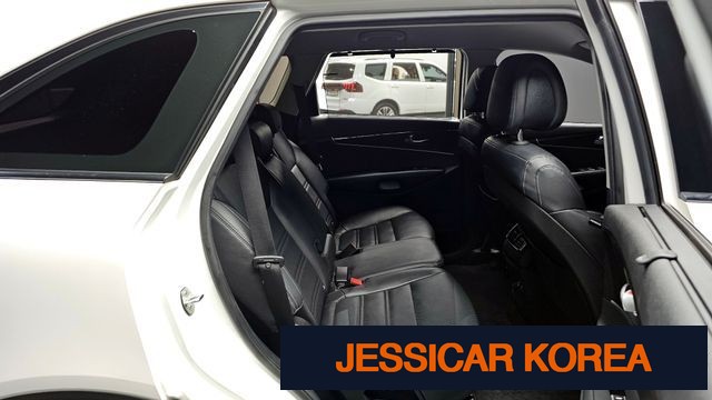 2017 Kia All New Sorento - Thumbnail 4