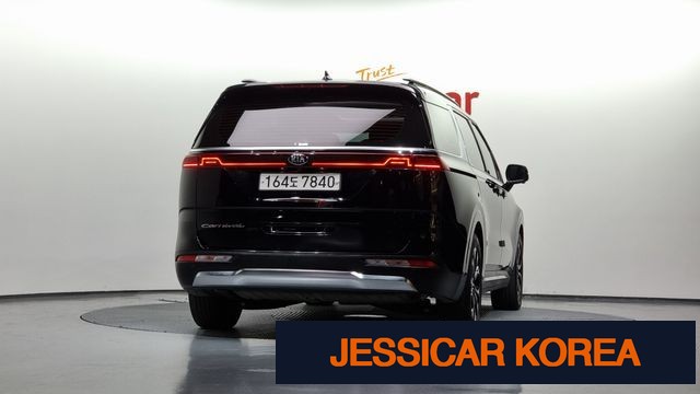 2021 Kia Carnival 4th Gen - Thumbnail 17