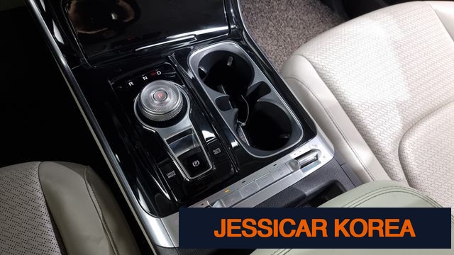 2021 Kia Carnival 4th Gen - Thumbnail 18
