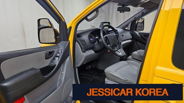 2019 Hyundai The New Grand Starex - Thumbnail 19
