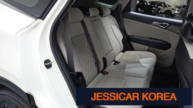 2022 Kia Sportage 5th generation hybrid - Thumbnail 11