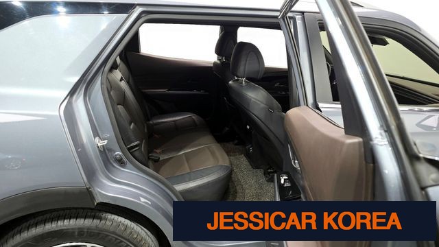 2020 KG Mobility Beautiful Korando - Thumbnail 18