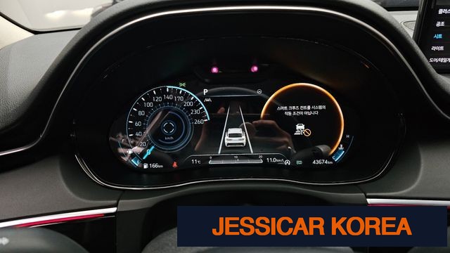 2023 Genesis GV70 - Thumbnail 6
