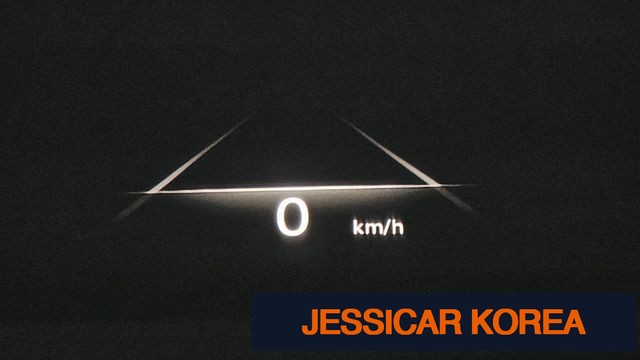 2023 Genesis GV70 - Thumbnail 16