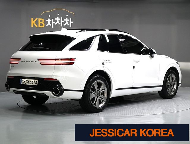 2022 Genesis GV70 - Thumbnail 13