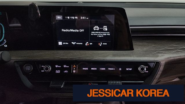 2022 Kia K8 Hybrid - Thumbnail 3