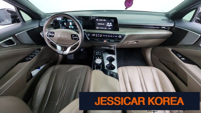 2022 Kia K8 Hybrid - Thumbnail 15