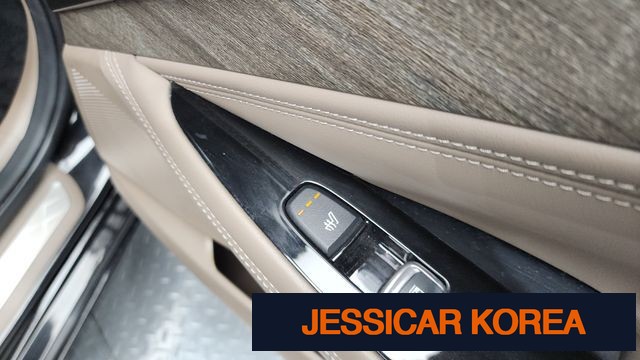 2022 Kia K8 Hybrid - Thumbnail 16