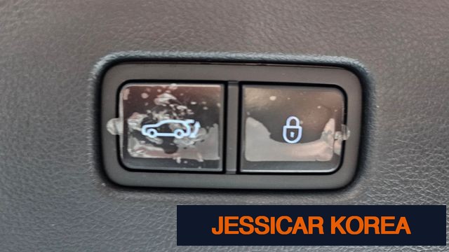 2023 Genesis GV70 - Thumbnail 7