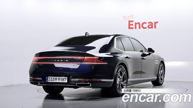 2022 Genesis G90 (RS4) - Thumbnail 12