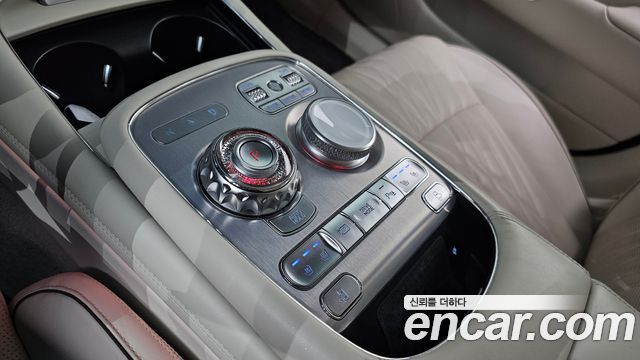 2022 Genesis G90 (RS4) - Thumbnail 18