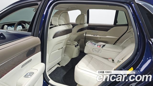 2022 Genesis G90 (RS4) - Thumbnail 19