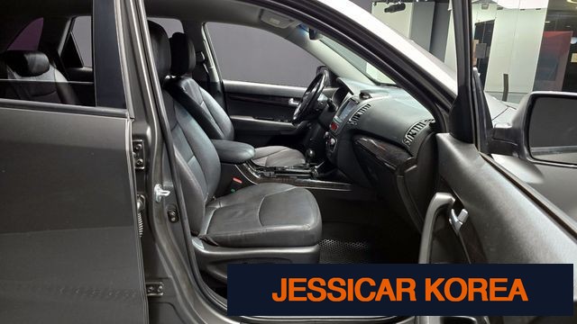 2013 Kia New Sorento R - Thumbnail 2