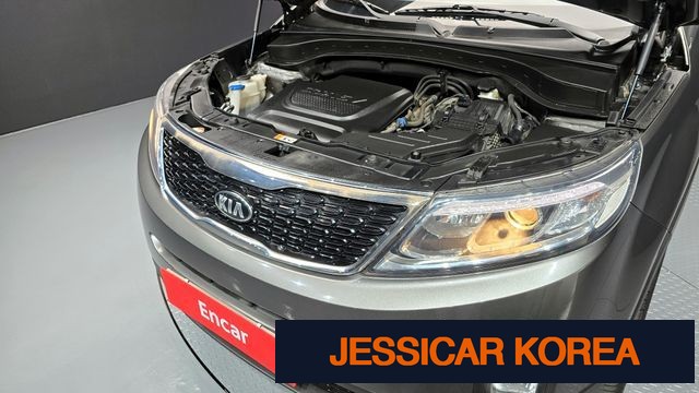 2013 Kia New Sorento R - Thumbnail 9