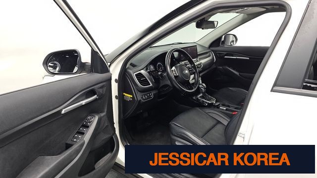 2020 Kia Seltos - Thumbnail 8