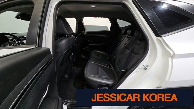 2021 Hyundai Tucson (NX4) - Thumbnail 17