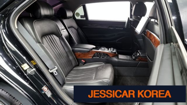 2016 Genesis EQ900 - Thumbnail 5