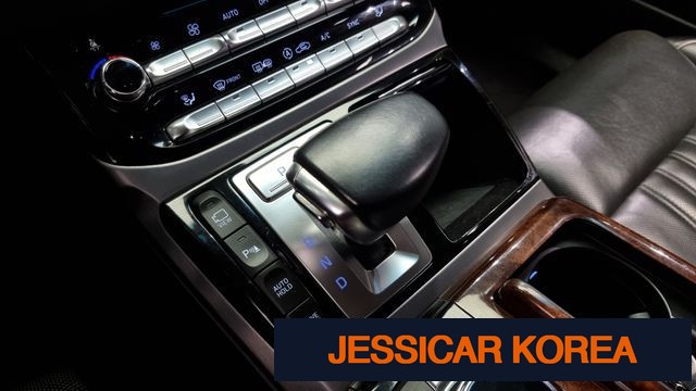 2016 Genesis EQ900 - Thumbnail 9
