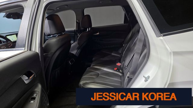 2022 Hyundai The New Santa Fe - Thumbnail 8
