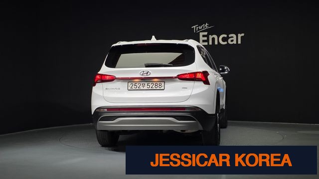 2022 Hyundai The New Santa Fe - Thumbnail 10