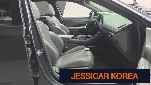 2021 Hyundai Sonata (DN8) - Thumbnail 16