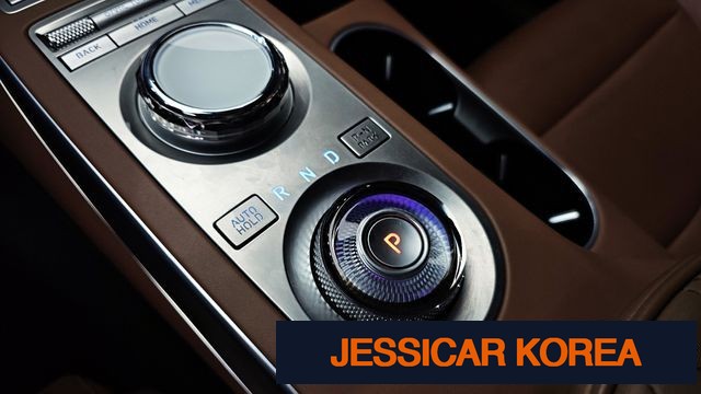 2023 Genesis GV70 - Thumbnail 10