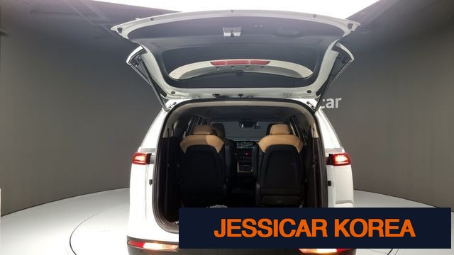 2023 Kia Carnival 4th Gen - Thumbnail 20