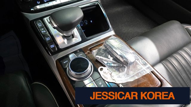 2018 Genesis EQ900 - Thumbnail 2
