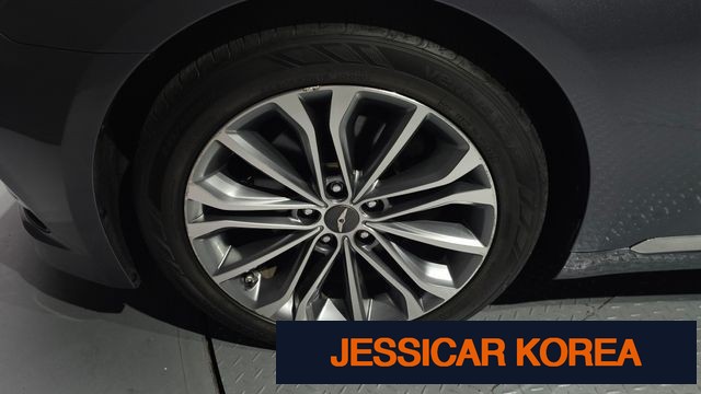 2014 Hyundai Genesis DH - Thumbnail 7