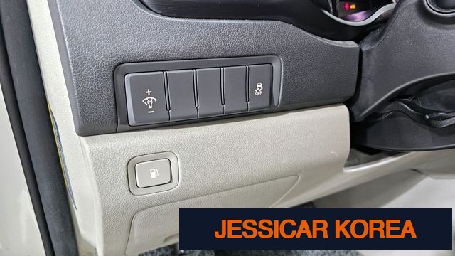 2018 Kia All New Carnival - Thumbnail 17