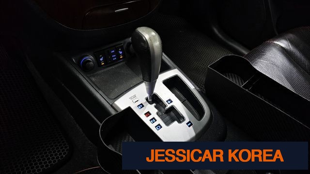 2009 Hyundai Santa Fe CM - Thumbnail 18