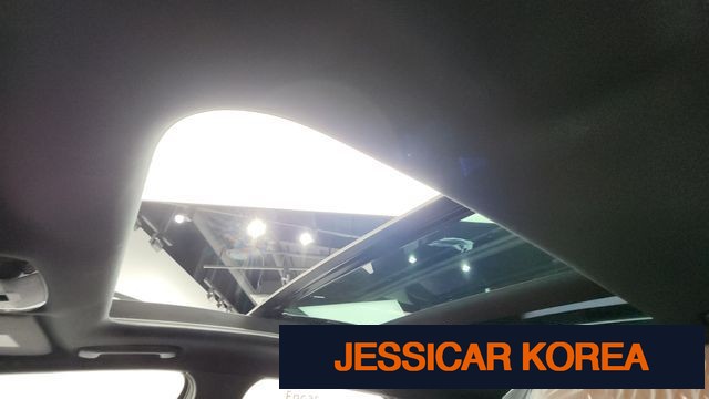 2022 Kia Sportage 5th Gen - Thumbnail 4