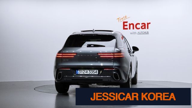 2023 Genesis GV70 - Thumbnail 13
