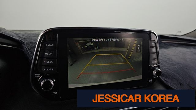 2020 Hyundai Santa Fe TM - Thumbnail 2