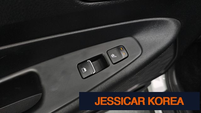 2020 Hyundai Santa Fe TM - Thumbnail 17
