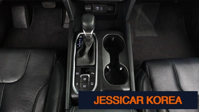 2020 Hyundai Santa Fe TM - Thumbnail 20
