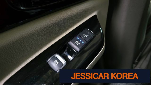 2022 Kia Carnival 4th Gen - Thumbnail 4