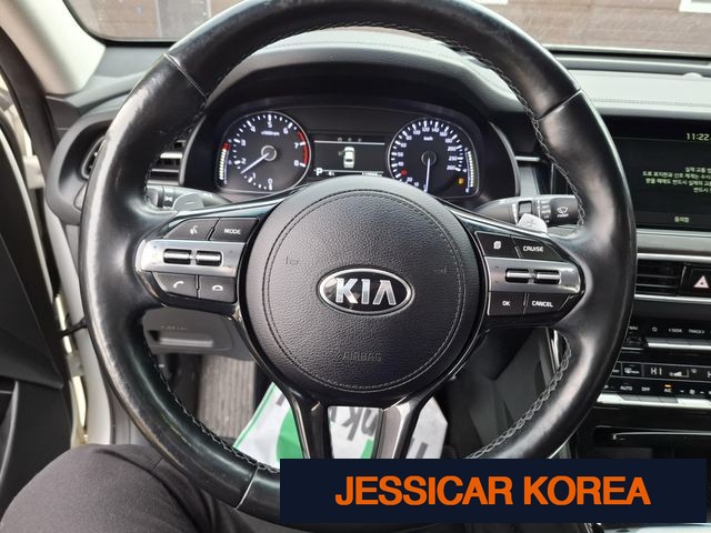 2020 Kia K7 Premier - Thumbnail 11