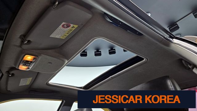 2002 Kia Spectra - Thumbnail 10