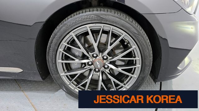 2019 Genesis G80 - Thumbnail 13