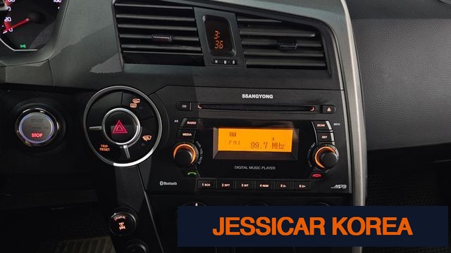 2014 KG Mobility Korando Sports - Thumbnail 6