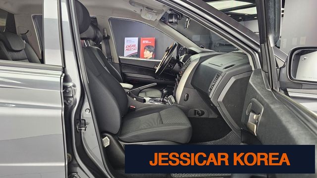 2014 KG Mobility Korando Sports - Thumbnail 9