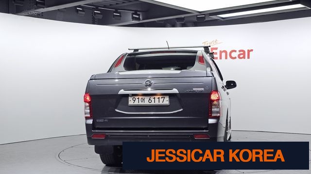 2014 KG Mobility Korando Sports - Thumbnail 10