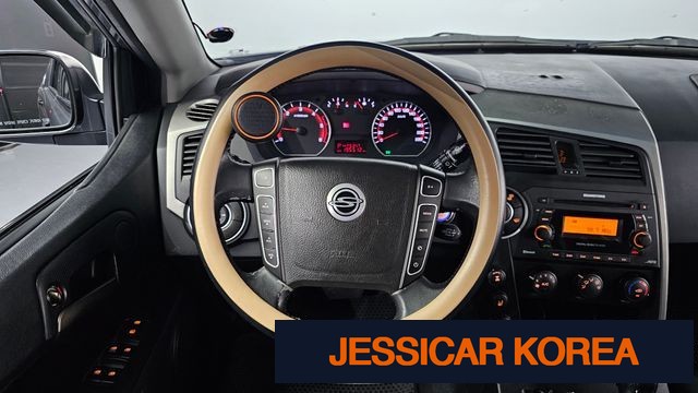 2014 KG Mobility Korando Sports - Thumbnail 17