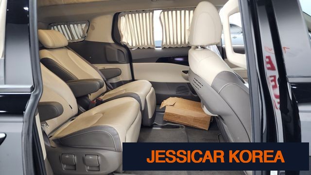 2021 Kia Carnival 4th Gen - Thumbnail 3